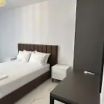 J&p * Sarandë